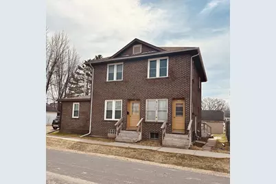 304 E 10th Street, Marshfield, WI 54449 - Photo 1