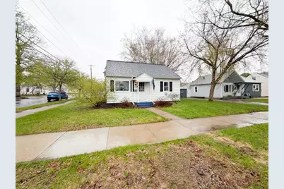 1023 N 8th Avenue, Wausau, WI 54401 - Photo 1