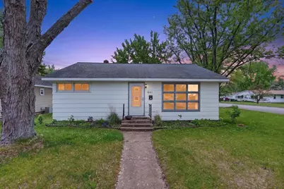 1841 Chestnut Street, Wisconsin Rapids, WI 54494 - Photo 1