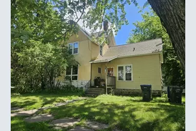 114 E 9th Street, Marshfield, WI 54449 - Photo 1