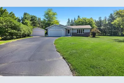 2000 Juniper Lane, Plover, WI 54467 - Photo 1