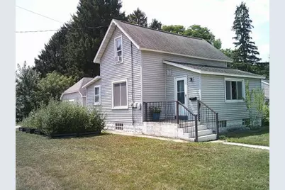 350 Plover Street, Wisconsin Rapids, WI 54494 - Photo 1