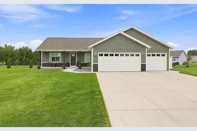 4390 Landcaster Road, Plover, WI 54467 - Photo 1