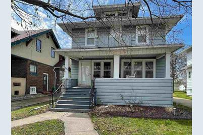 240 N Park Avenue - Photo 1
