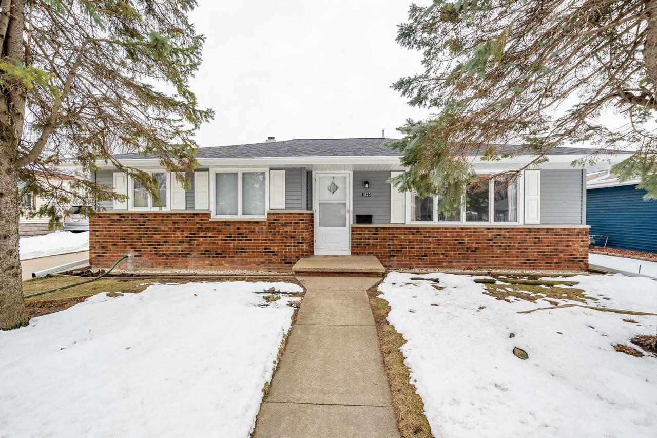 1925 N Superior St, Appleton, WI 54911 - MLS 50271852 - Coldwell Banker