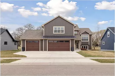 359 Vista Circle, River Falls, WI 54022 - Photo 1