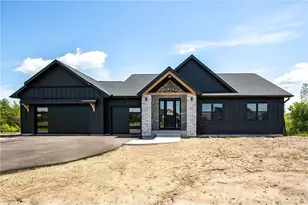 415 Moelter Ln, Hudson, WI 54016 - Photo 1