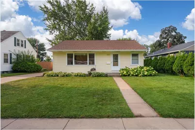 2107 Valmont Avenue, Eau Claire, WI 54701 - Photo 1