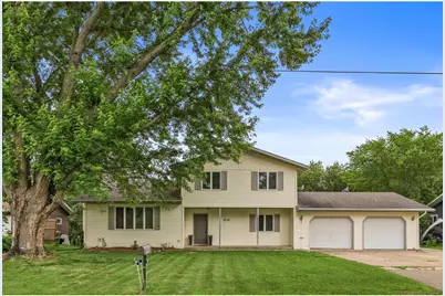 2152 Orchard Place, Eau Claire, WI 54703 - Photo 1