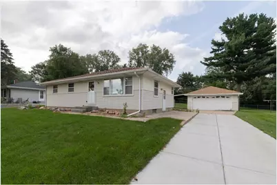 1687 Rosewood Avenue, Saint Paul, MN 55109 - Photo 1
