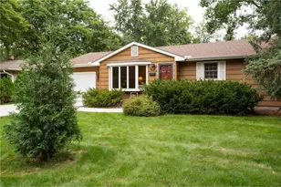 622 Sunset Ln, River Falls, WI 54022 - Photo 1