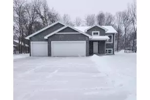 927 Wagner Rd, Menomonie, WI 54751 - Photo 1