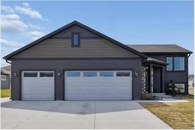 1009 3rd Avenue, Goodhue, MN 55027 - Photo 1