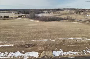 394 Candy Ln, Kinnickinnic Township, WI 54022 - Photo 1