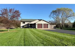 982 Drover Trl, Hudson, WI 54016 - Photo 1