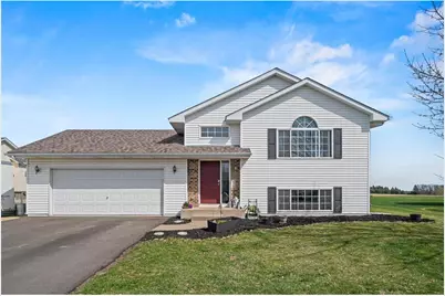 478 W Overlook Drive, Ellsworth, WI 54011 - Photo 1