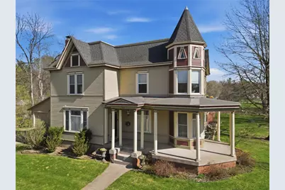 435 Jefferson Street, Eau Claire, WI 54701 - Photo 1
