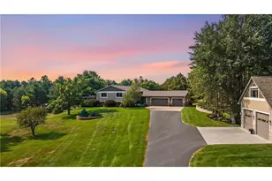 746 Packer Dr, Hudson, WI 54016 - Photo 1