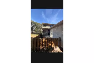 171 Bridlewood Dr, Saint Paul, MN 55119 - Photo 1