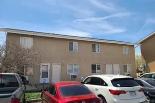 1703 Oakshire Ln, Pueblo, CO 81001 - Photo 1