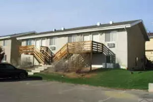 1711 Oakshire Ln, Pueblo, CO 81001 - Photo 1