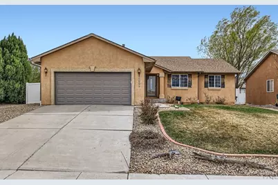 2322 Inspiration Ln, Pueblo, CO 81008 - Photo 1