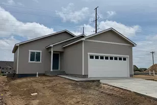 5220 Gannet Ln, Pueblo, CO 81008 - Photo 1
