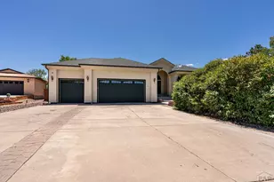 160 W Mangrum Ct, Pueblo West, CO 81007 - Photo 1