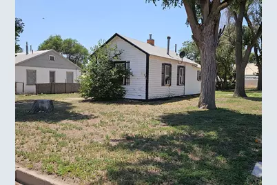 300 Division St, Lamar, CO 81052 - Photo 1