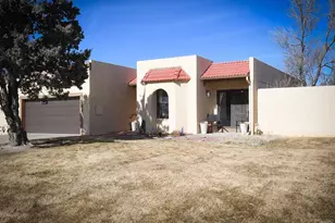 25 W Glenrose Dr, Pueblo West, CO 81007 - Photo 1
