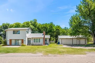 760 Crystal Ln, Pueblo, CO 81006 - Photo 1