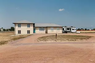 825 S Cayuga Ct, Pueblo West, CO 81007 - Photo 1