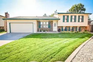 22 Kingsport Ct, Pueblo, CO 81005 - Photo 1