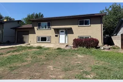 2603 Ridgewood Ln, Pueblo, CO 81005 - Photo 1