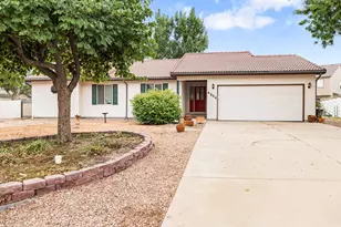 4204 Hideout Pl, Pueblo, CO 81008 - Photo 1