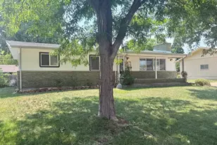 40 Drake, Pueblo, CO 81005 - Photo 1