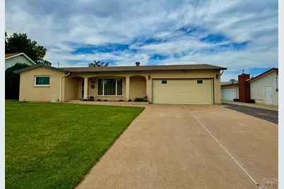 204 Fordham Circle, Pueblo, CO 81005 - Photo 1