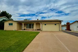 204 Fordham Cir, Pueblo, CO 81005 - Photo 1
