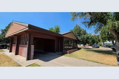 1307 Parkview Ave, Lamar, CO 81052 - Photo 1