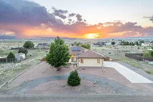 1121 N Calico Rock Ln, Pueblo West, CO 81007 - Photo 1