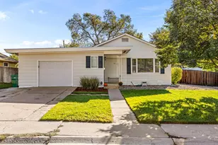 10 Loch Lomond Ln, Pueblo, CO 81001 - Photo 1