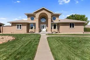 37 Portero Dr, Pueblo, CO 81005 - Photo 1