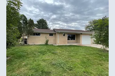 36 Scotland Rd, Pueblo, CO 81001 - Photo 1