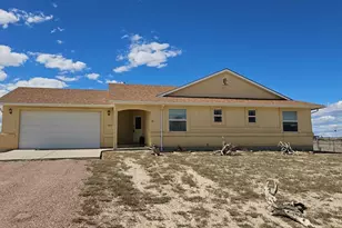 1415 N Moonbeam Dr, Pueblo West, CO 81007 - Photo 1