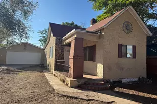 1027 E Abriendo Ave, Pueblo, CO 81004 - Photo 1