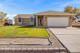 126 S Golfwood Dr W, Pueblo West, CO 81007 - Photo 1