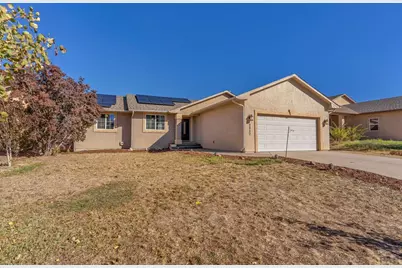 2327 Crestwood Ln, Pueblo, CO 81008 - Photo 1