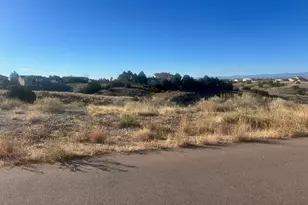 1271 S Skyline Ln, Pueblo West, CO 81007 - Photo 1