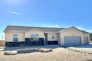 962 E Sandusky Dr, Pueblo West, CO 81007 - Photo 1
