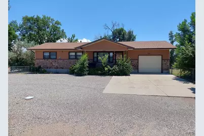 2042 S Riverview Dr, Pueblo, CO 81006 - Photo 1